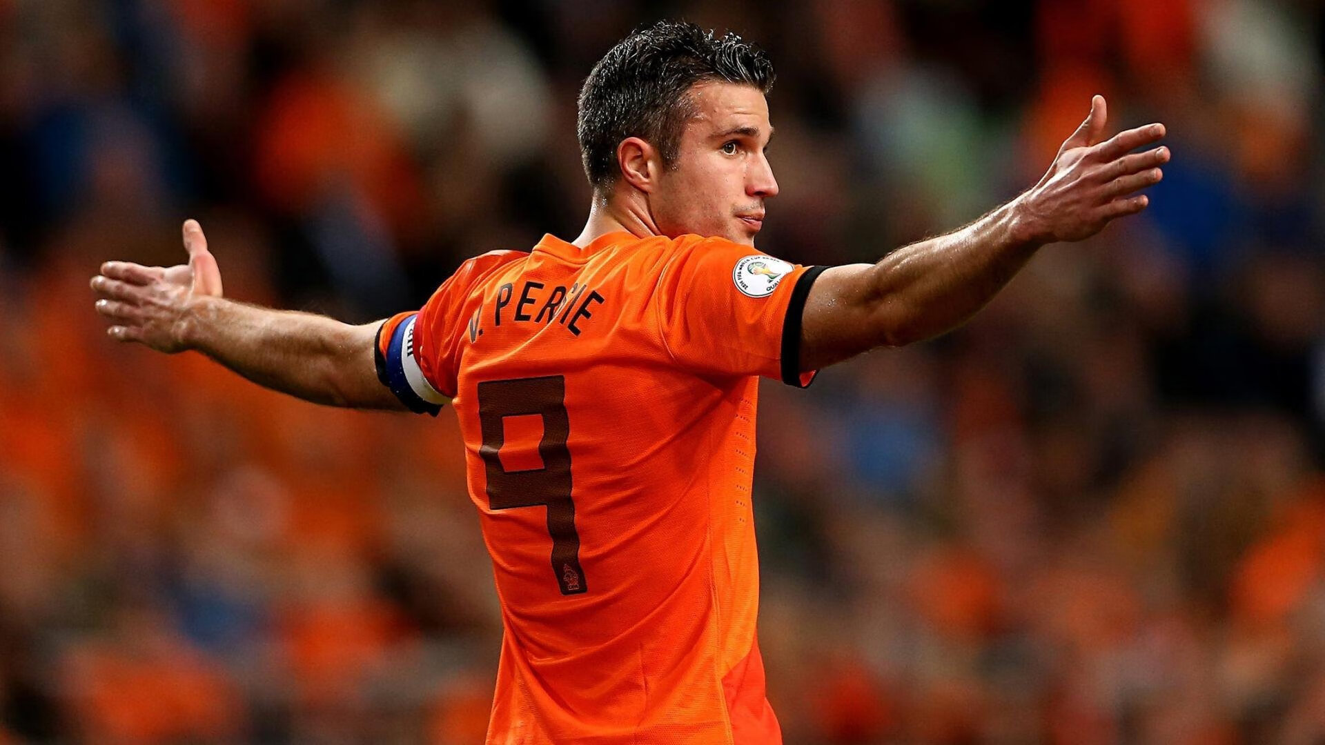 Uzi迎来七赛季出色发挥,拜仁观众热烈欢呼!赢得满堂喝彩爱游戏下载